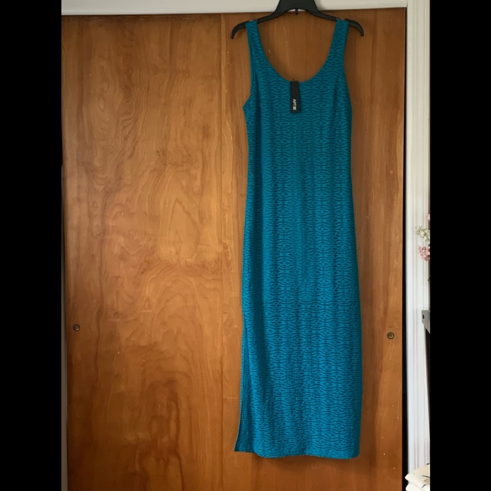 👗 Apt 9 Long Dress Turquoise Size Small NWT